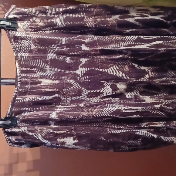 Jones New York Dresses & Skirts - Lightweight summer skirt.